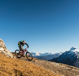 Туры Инсбруку 2025 - цены на путевки в Австрию из Москвы от туроператора Tez Tour