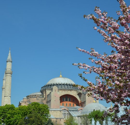 Туры в Стамбул 2025 - цены на путевки в Турцию из Москвы от туроператора Tez Tour