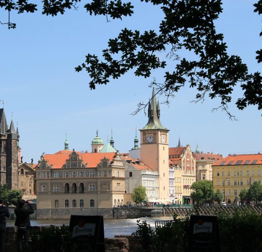 Туры в Прагу 2025 - цены на путевки в Чехию из Москвы от туроператора Tez Tour