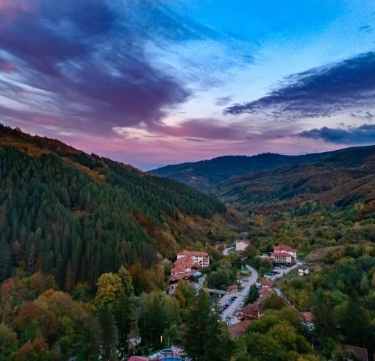 Туры в Пампорово 2025 - цены на путевки в Болгарию из Москвы от туроператора Tez Tour