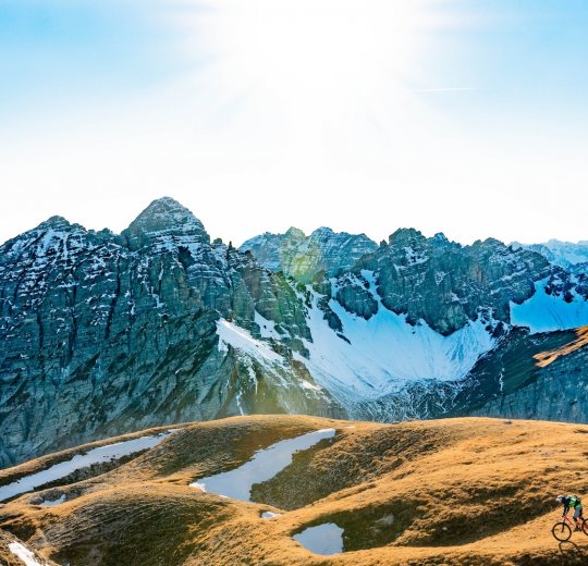 Туры Инсбруку 2025 - цены на путевки в Австрию из Москвы от туроператора Tez Tour