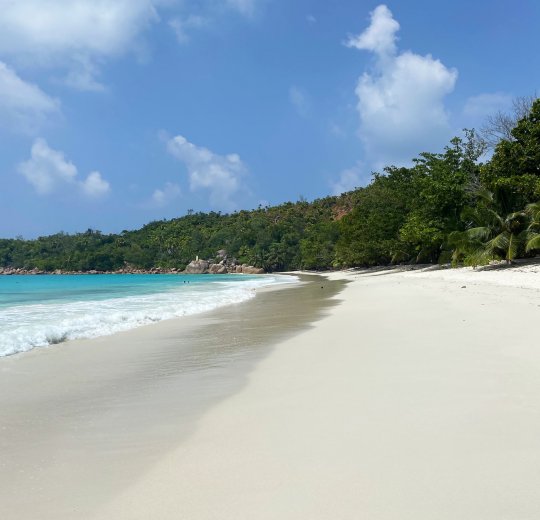 Туры на о. Силуэт 2025 - цены на путевки на Сейшелы из Москвы от туроператора Tez Tour