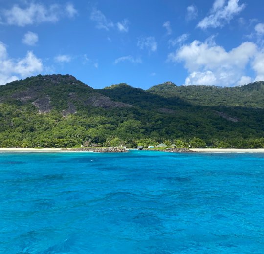 Туры на о. Силуэт 2025 - цены на путевки на Сейшелы из Москвы от туроператора Tez Tour