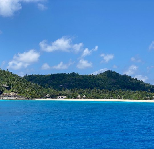 Туры на о. Силуэт 2025 - цены на путевки на Сейшелы из Москвы от туроператора Tez Tour